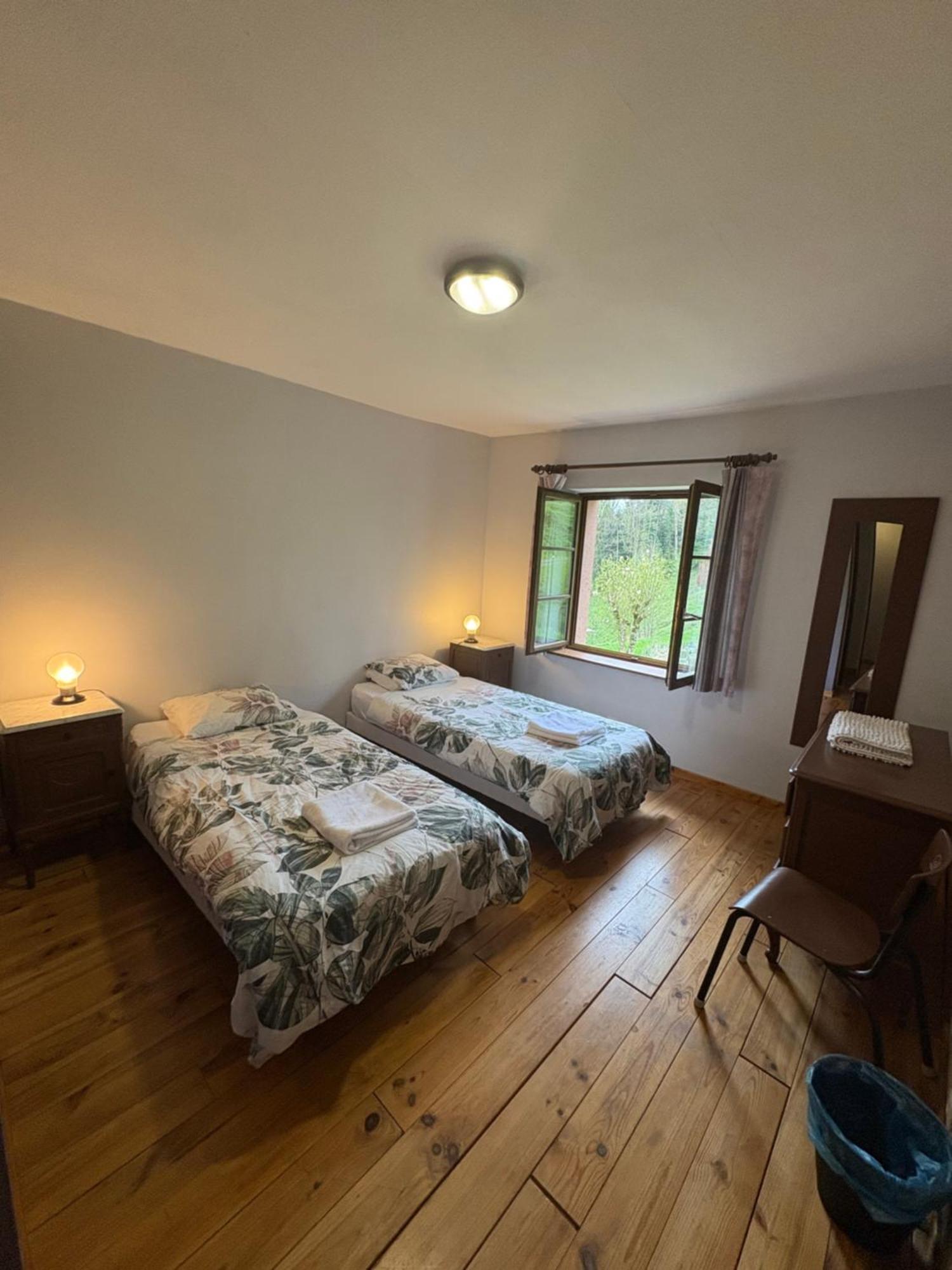Hotel La Belle Charbonniere La Grande Fosse Habitación foto