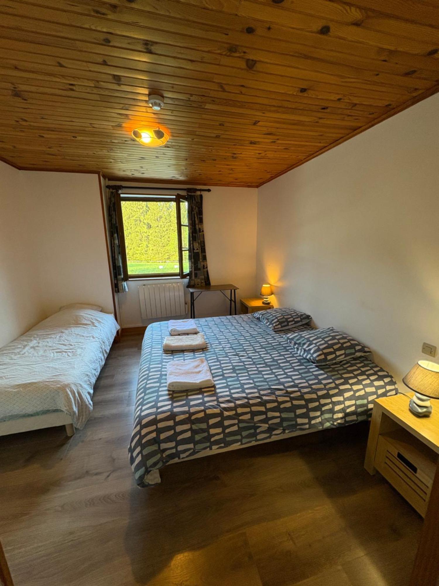 Hotel La Belle Charbonniere La Grande Fosse Habitación foto