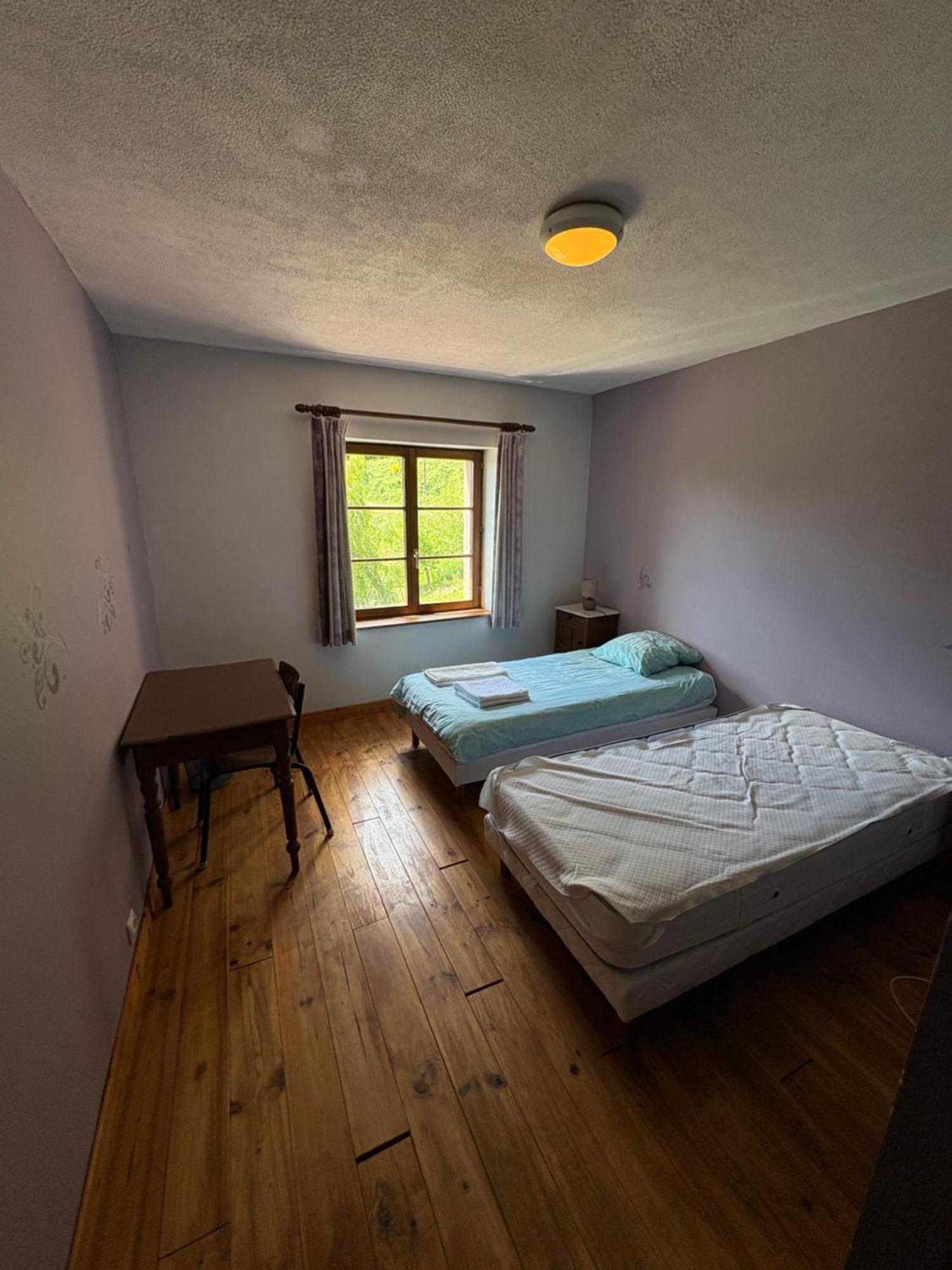 Hotel La Belle Charbonniere La Grande Fosse Habitación foto